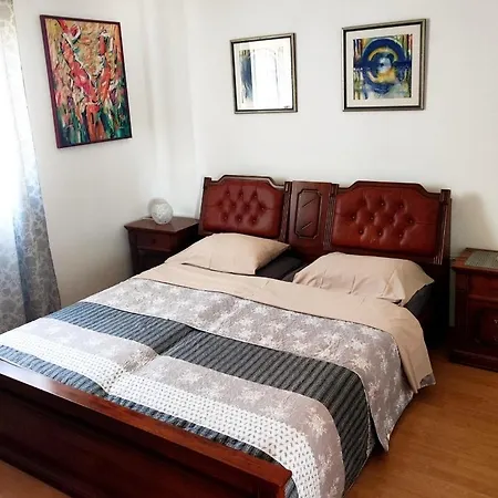 Apartman *