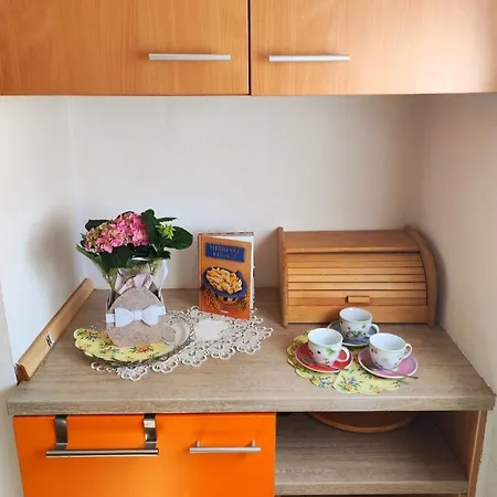Apartman 아파트 *